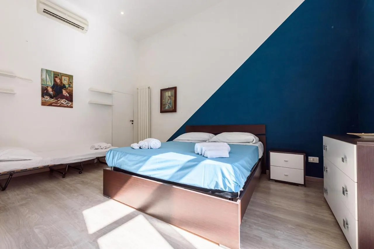Appartamento Per 3 Persone Naples 0*,  Italie