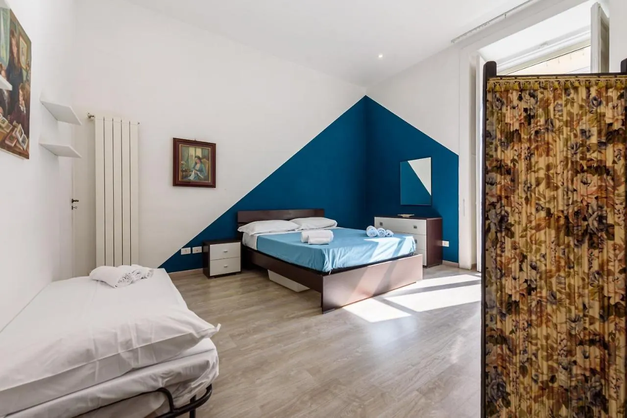 Apartment Appartamento Per 3 Persone Naples